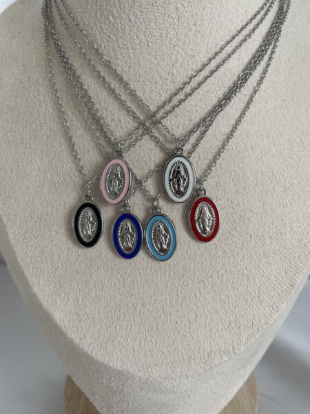 Collana con Madonnina